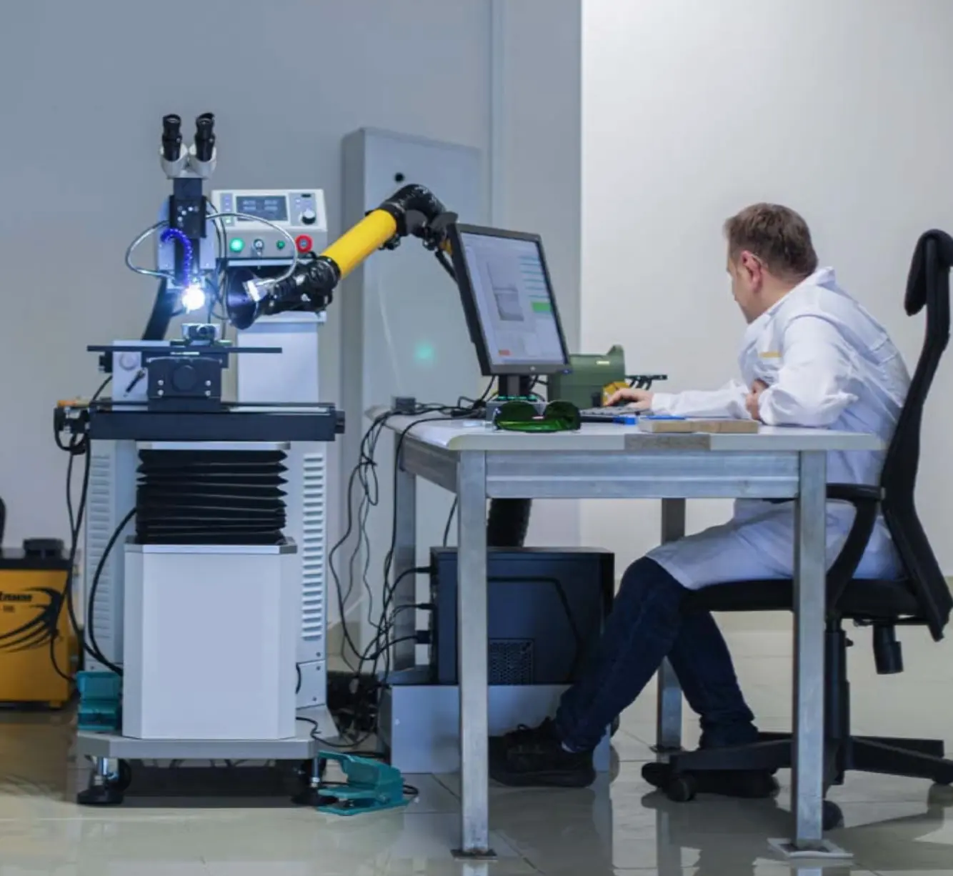 Установка лазерной сварки